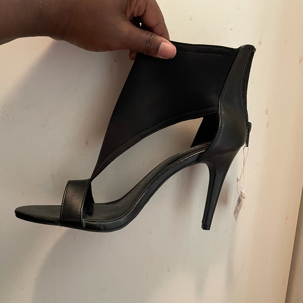 Cute black heels